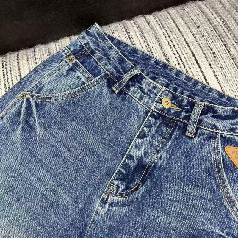 Pra*a jeans